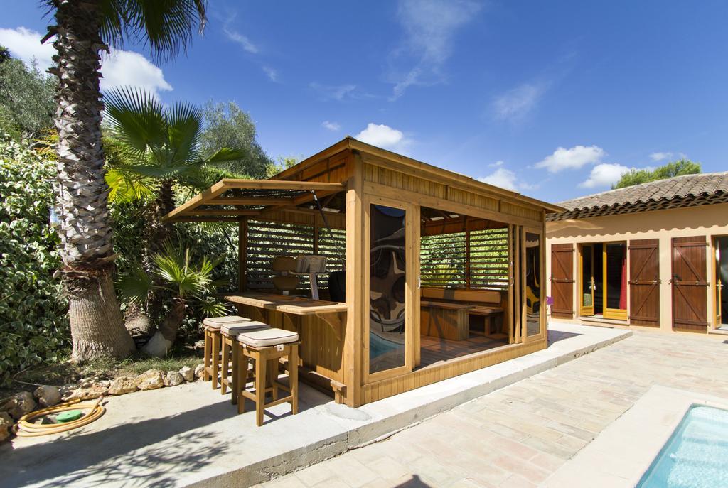 Domaine Les Cigales Bed & Breakfast Муан-Сарту Екстериор снимка